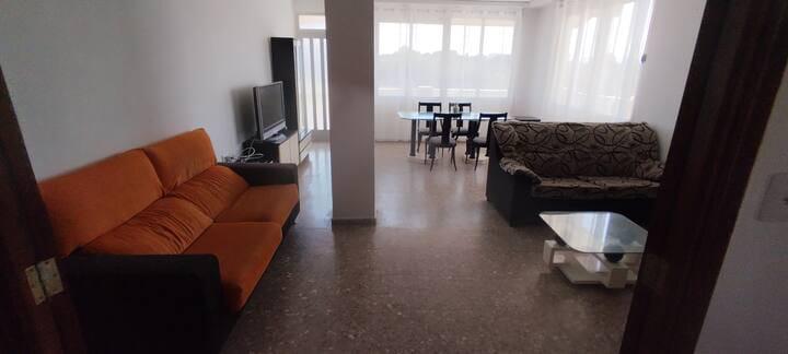 Imagen 4 Casa Aislada en venta en Gandia / Junto a playa de Gandia y playa d´ anahuir 