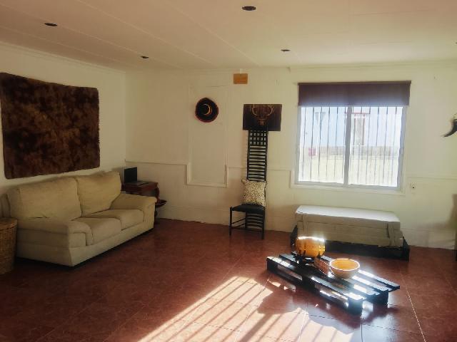Imagen 2 Inmueble 306585 - Casa Adosada en venta en Beniarrés / En el centro del pueblo