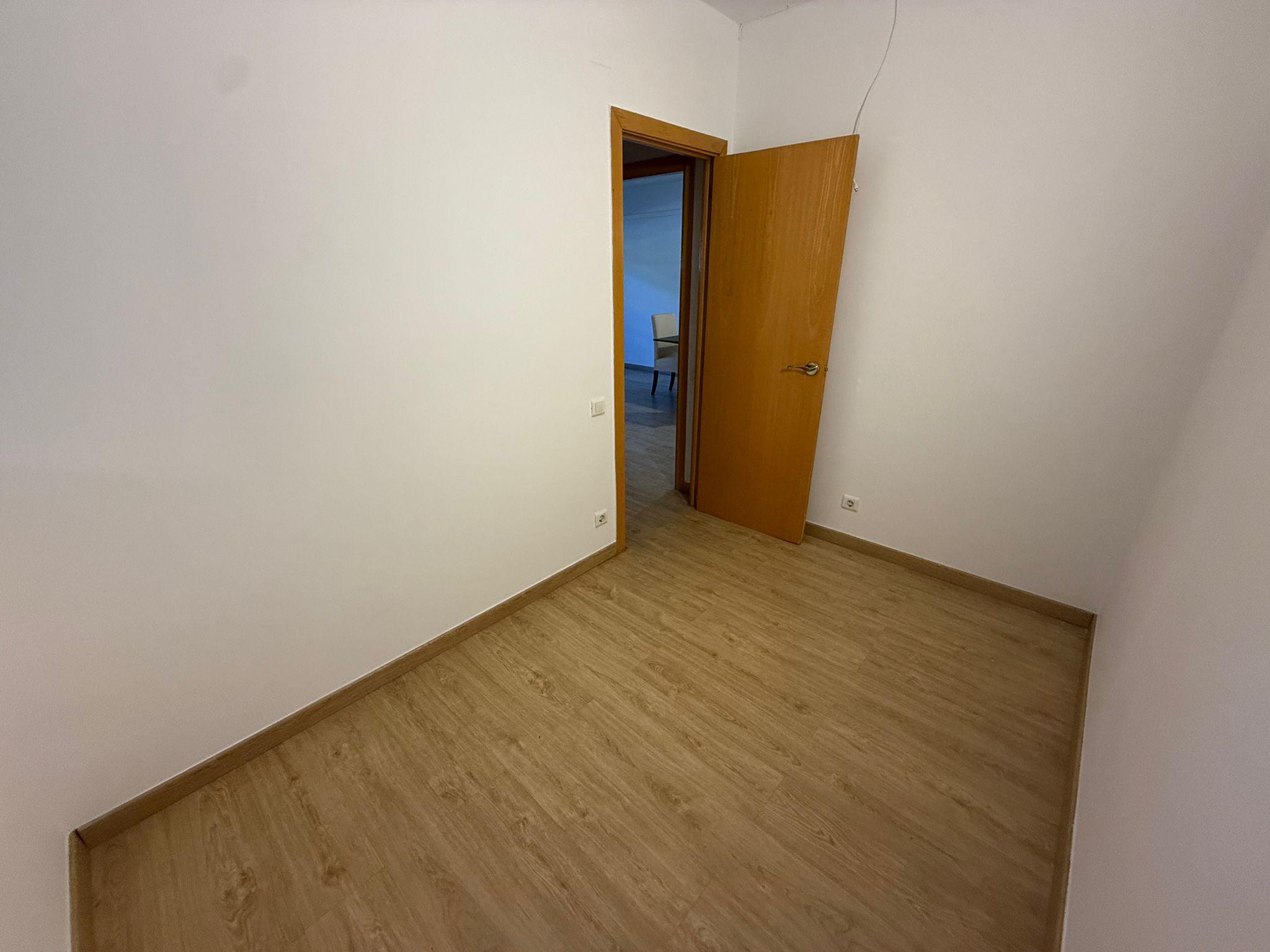 Imagen 19 Planta Baja en venta en Barcelona / Passeig Taulat -  Bac de Roda