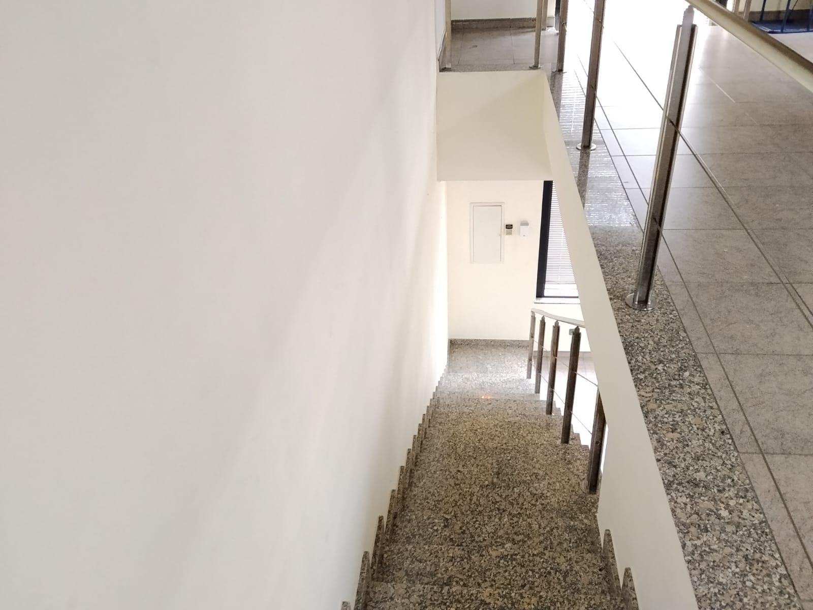 Imagen 12 Local Comercial en alquiler en Barcelona / Pje. Garcia Fària - Espronceda