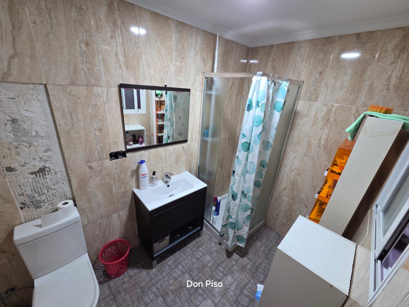 Imagen 10 Casa Adosada en venta en Oliva / En pleno casco antiguo de Oliva.