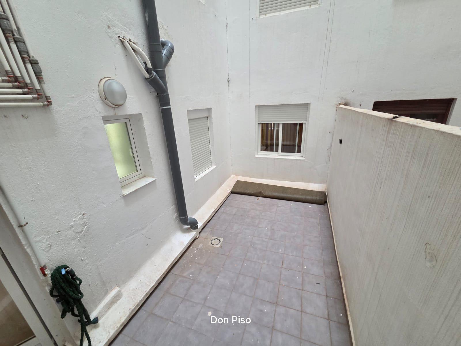 Imagen 17 Apartamento en venta en Oliva / En pleno paseo de Oliva, cerca de Mercadona