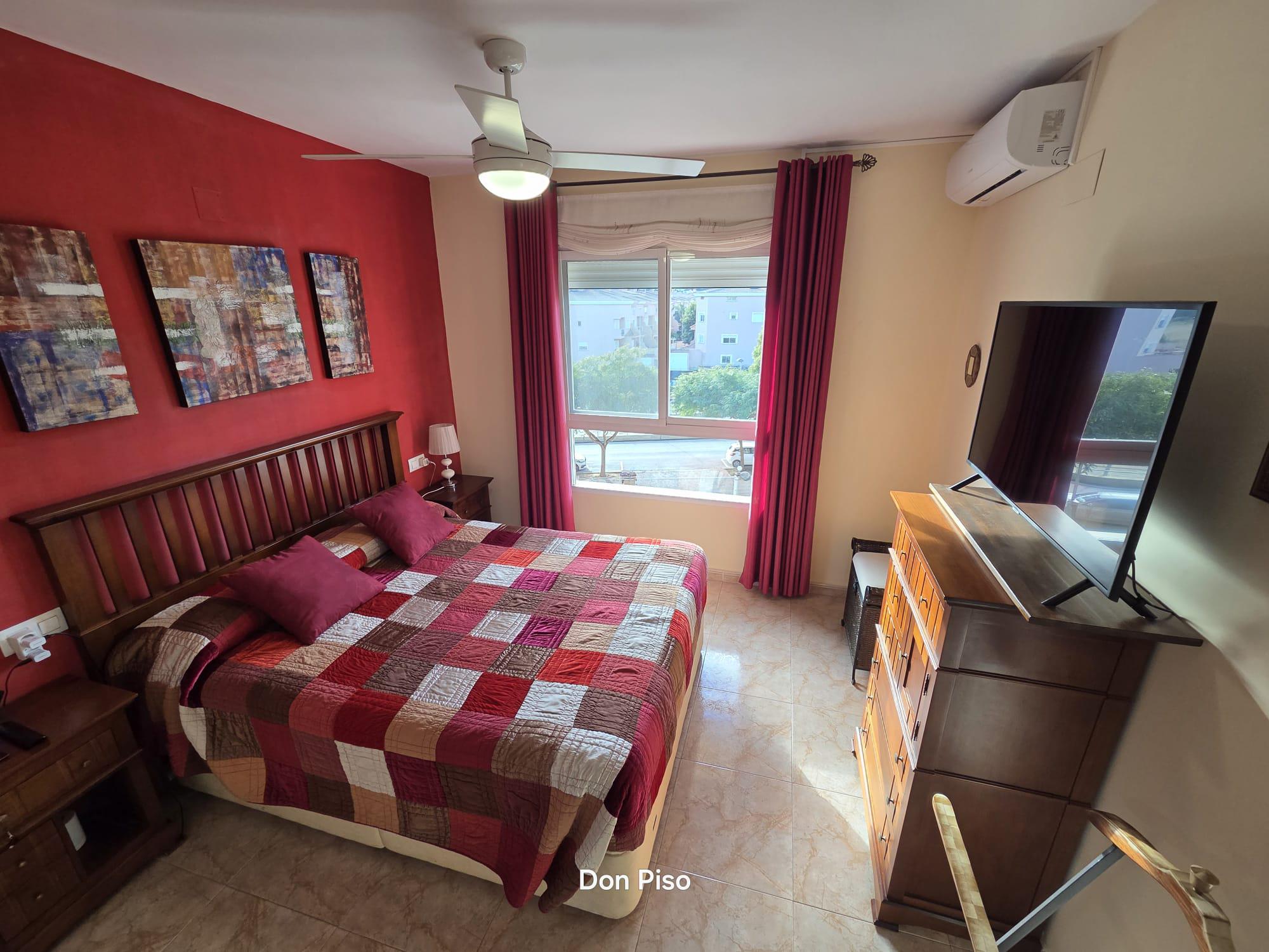 Imagen 3 Apartamento en venta en Dénia / Cerca del Pabellón de baloncesto.