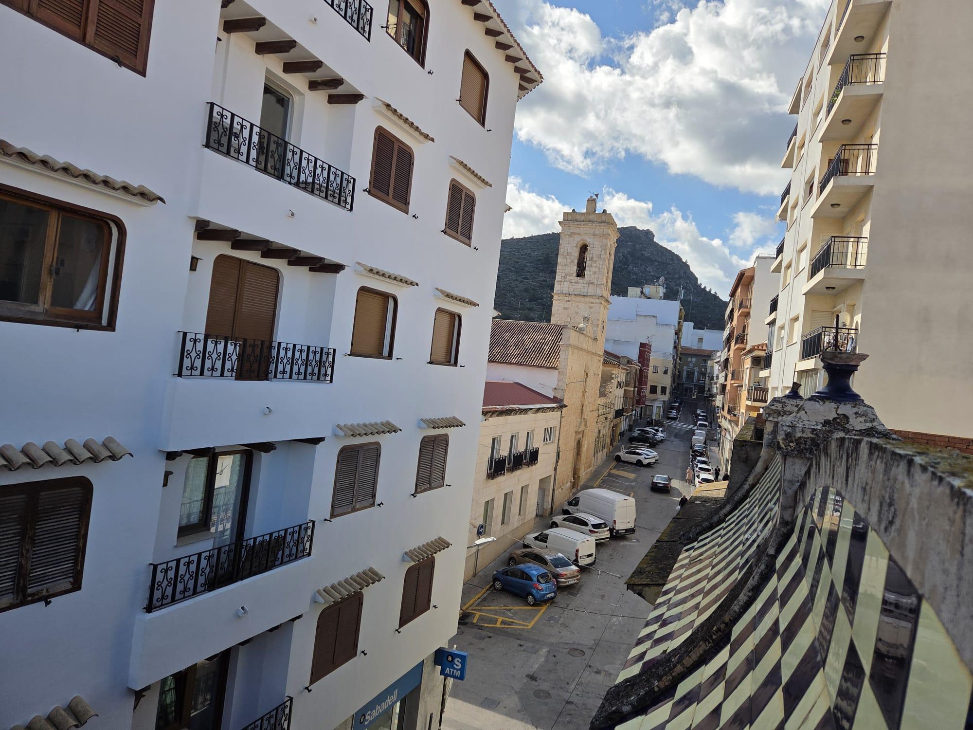 Imagen 4 Casa Pareada en venta en Pedreguer / A casos metros del Ayuntamiento.