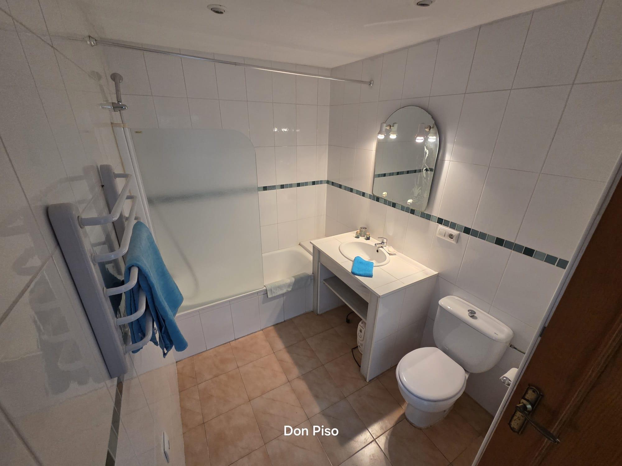 Imagen 13 Casa Adosada en venta en Pedreguer / Cerca del club de Tennis y Farmacia.