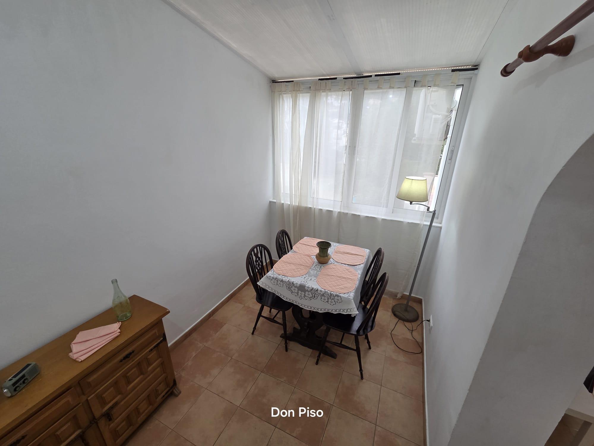 Imagen 10 Casa Adosada en venta en Pedreguer / Cerca del club de Tennis y Farmacia.