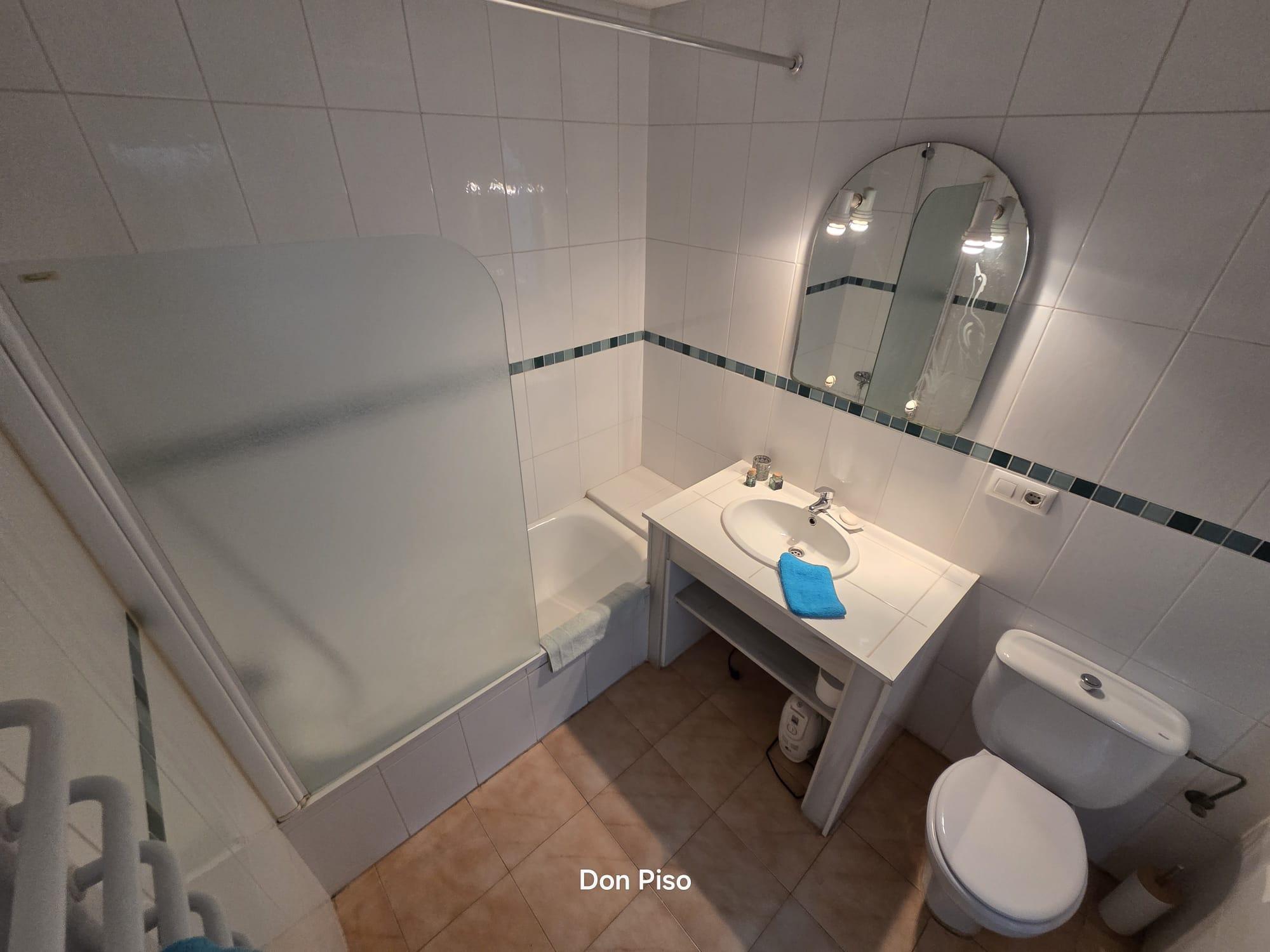 Imagen 15 Casa Adosada en venta en Pedreguer / Cerca del club de Tennis y Farmacia.