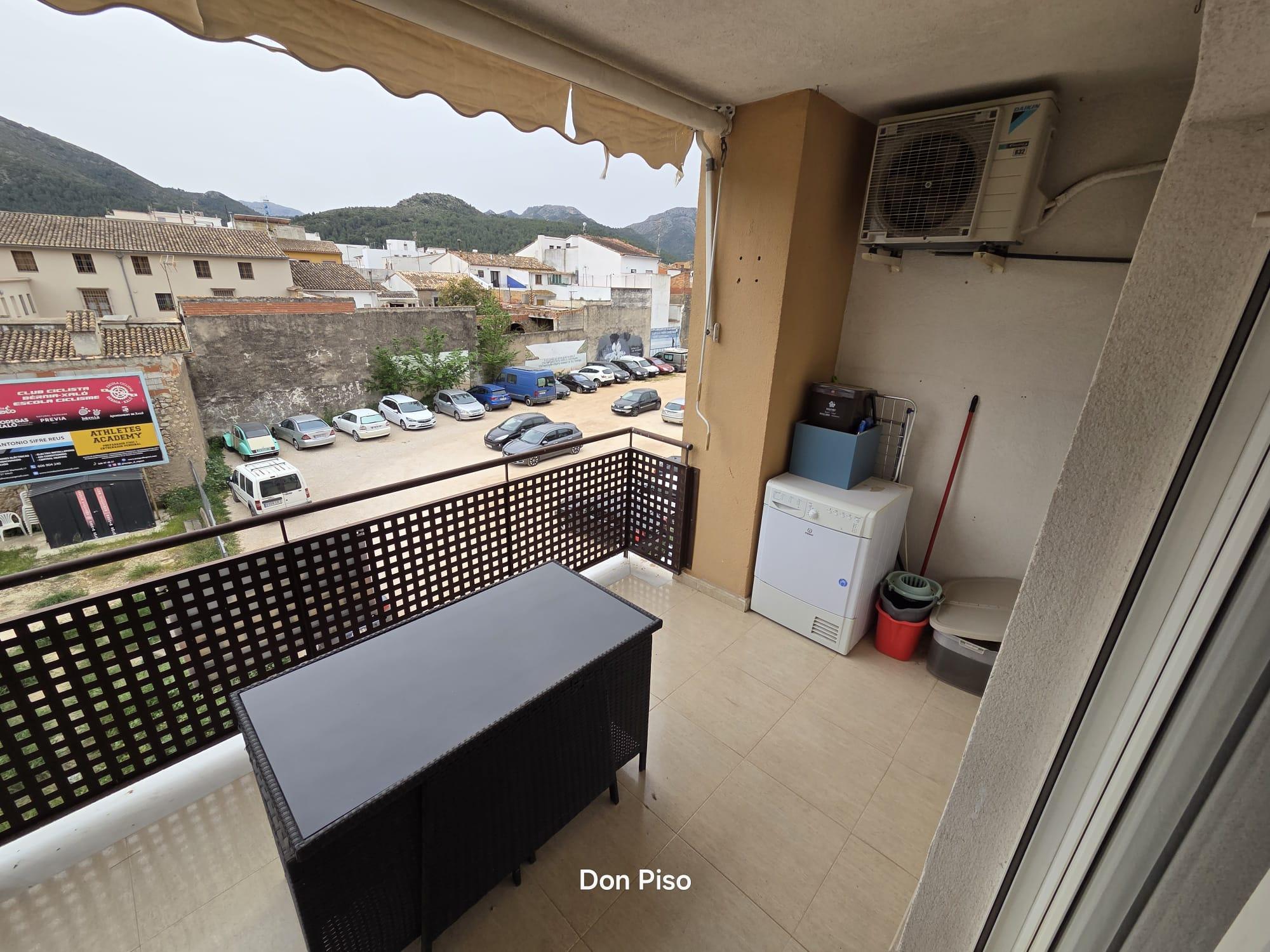 Imagen 13 Apartamento en venta en Xaló / Al lado del Polideportivo.