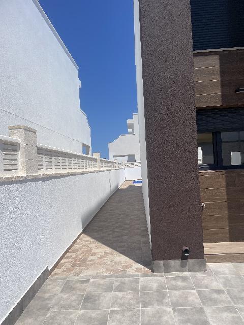 Imagen 5 Inmueble 302456 - Casa Aislada en venta en Verger (El) / Cerca del centro comercial La Segaría.