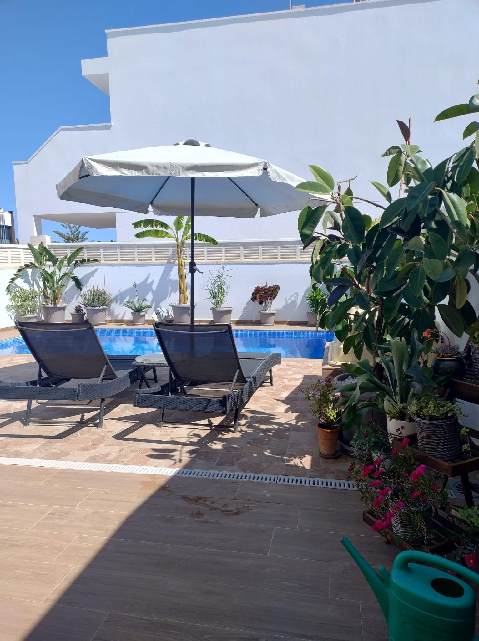 Imagen 4 Casa Aislada en venta en Verger El / Cerca del centro comercial La Segaría.