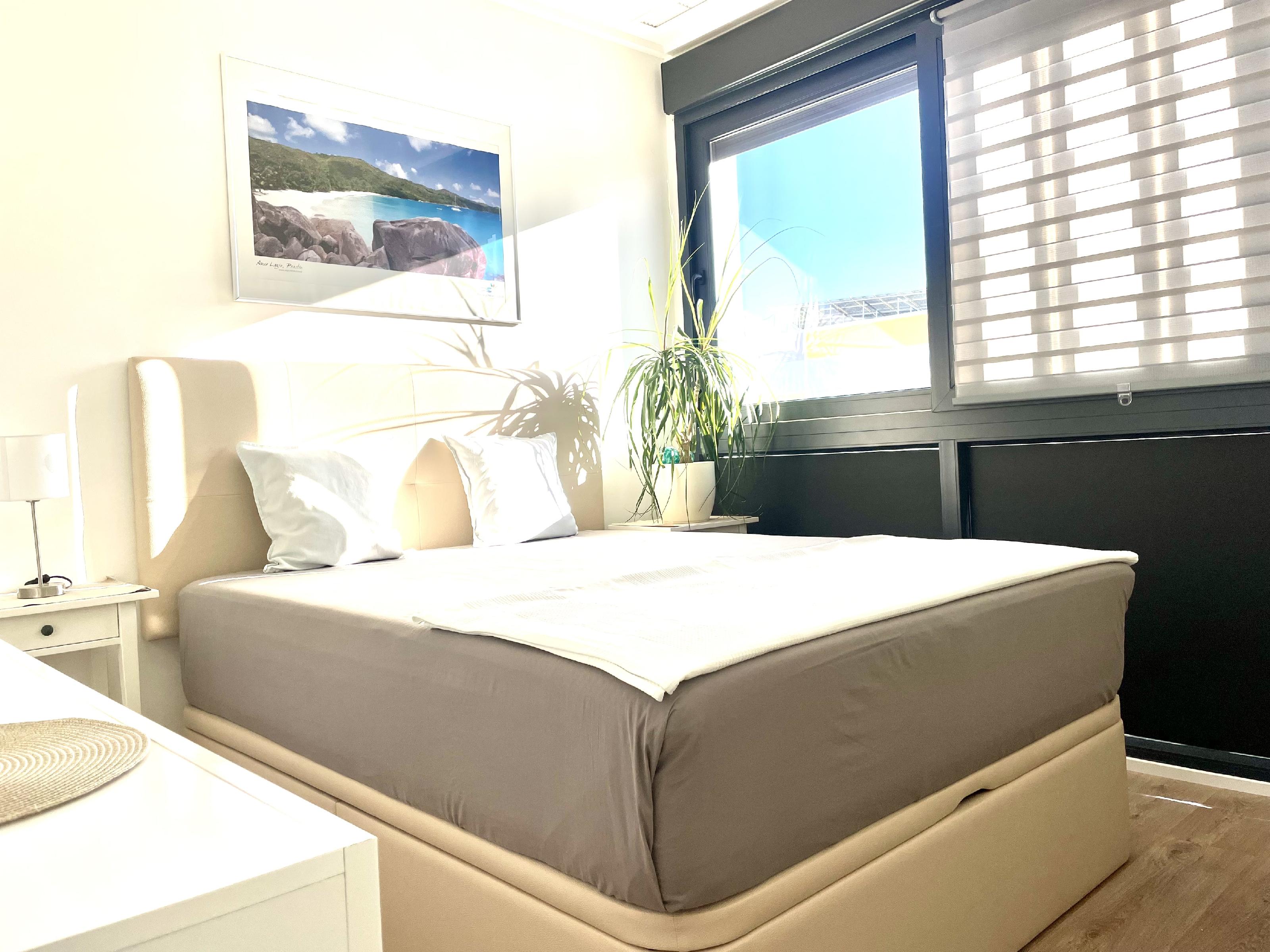 Imagen 6 Casa Adosada en venta en Dénia / Cerca del centro comercial La Segaría.