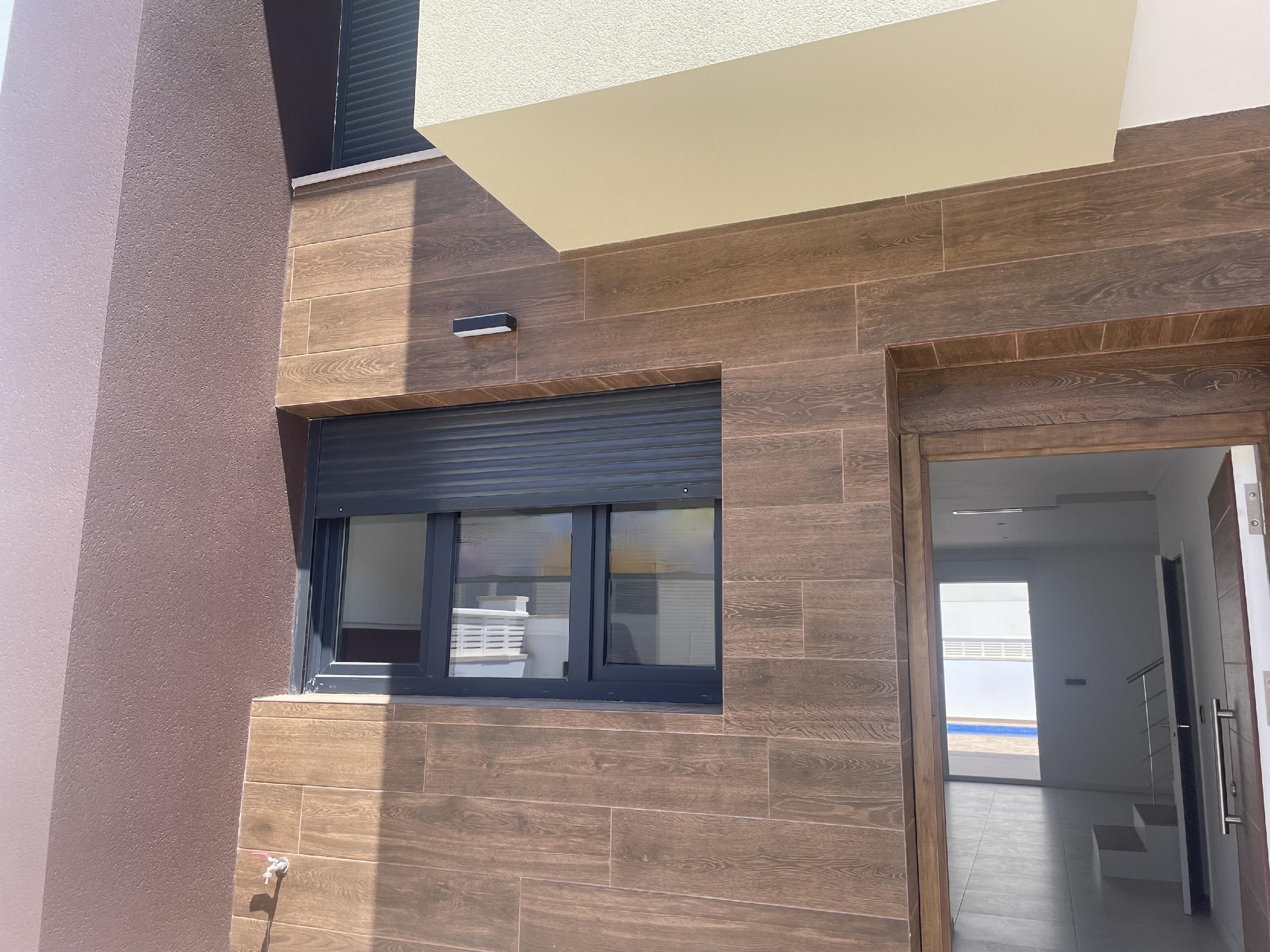 Imagen 23 Casa Aislada en venta en Verger El / Cerca del centro comercial La Segaría.
