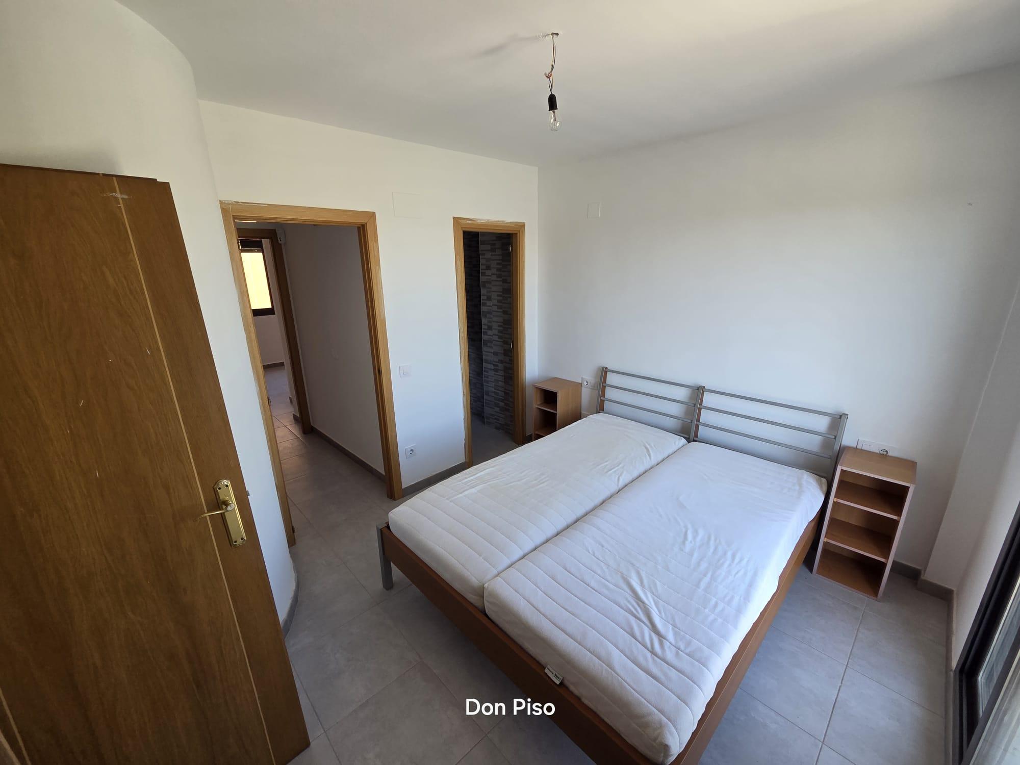 Imagen 10 Casa Adosada en venta en Dénia / Al lado del Café Strudel.