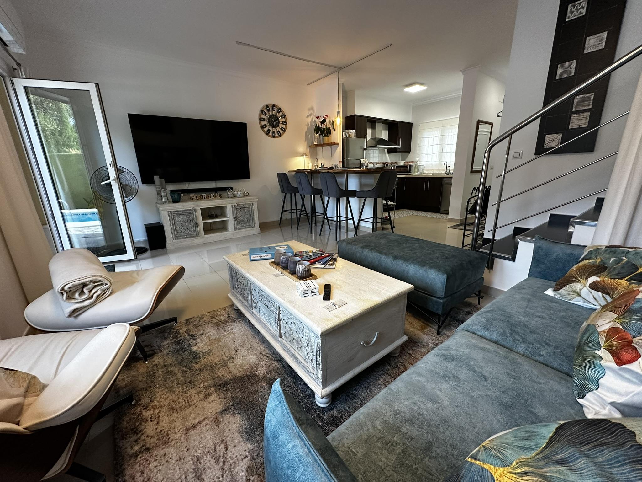 Imagen 2 Casa Pareada en venta en Verger El / Cerca del colegio.