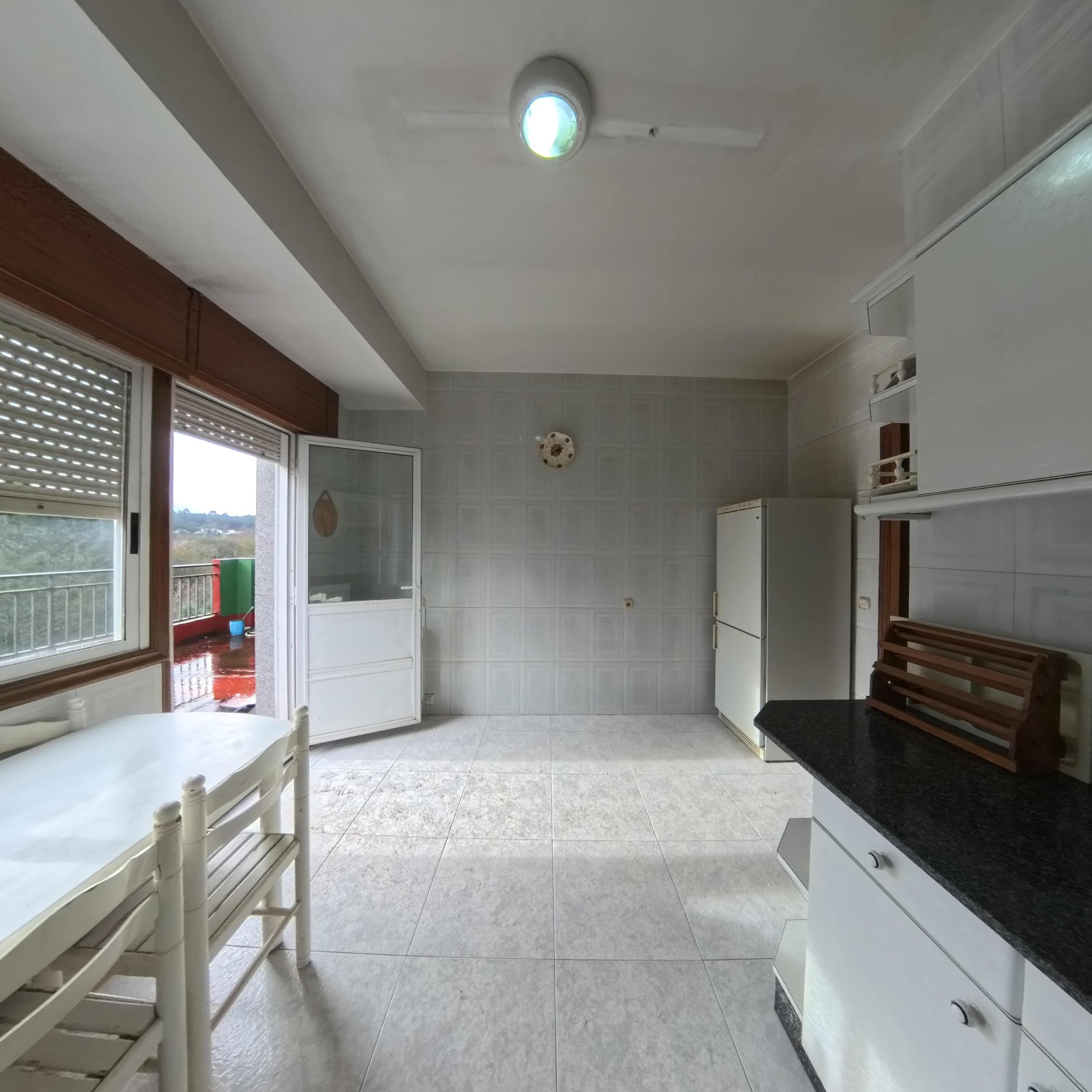 Imagen 23 Ático en venta en Santiago De Compostela / A 5 minutos de Santiago, y cerca del Hospital C...