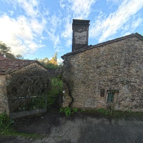 Imagen 4 Inmueble 299823 - Casa Rústica en venta en Coruña (A) / Cerca de la Parroquia Santa María de Grixoa