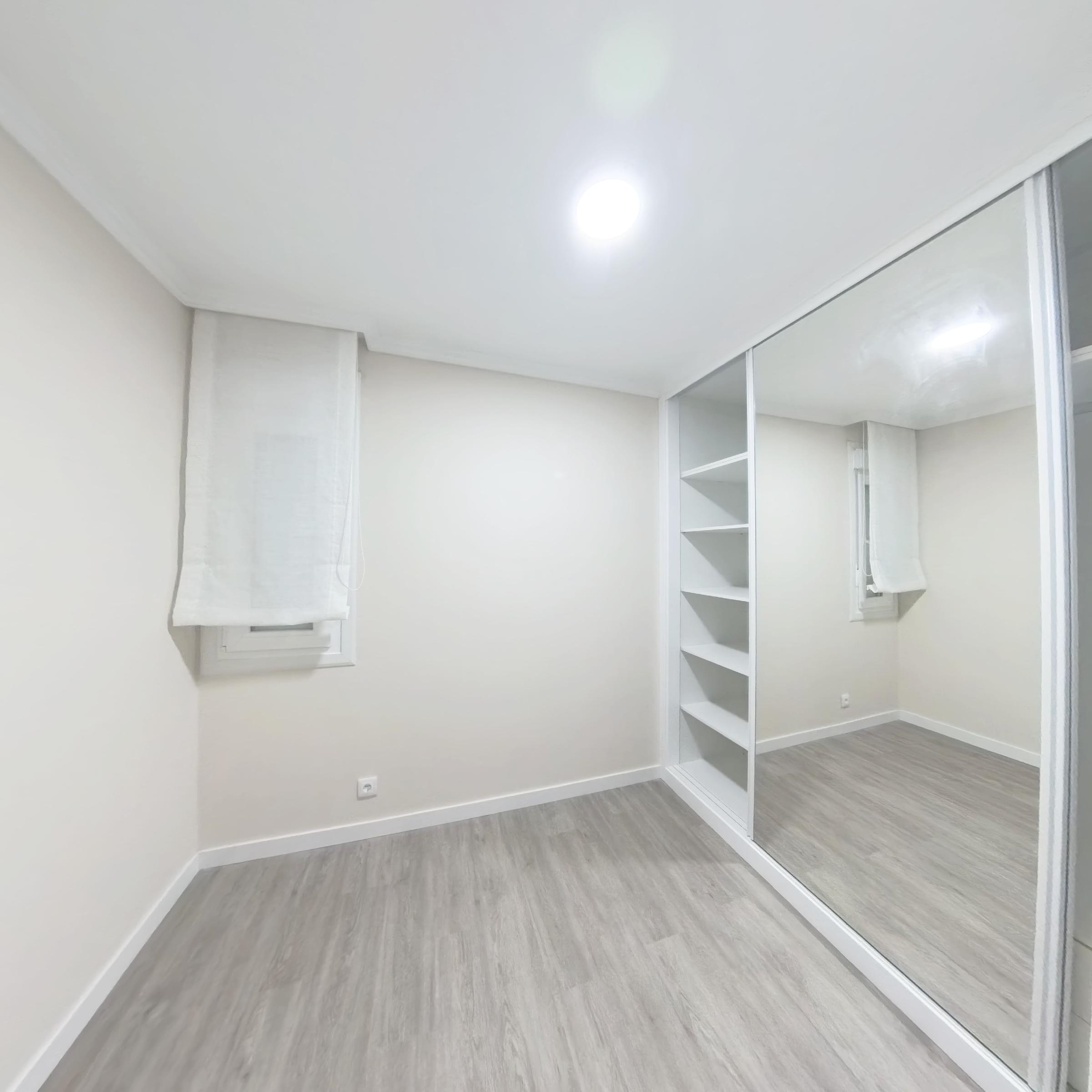 Imagen 30 Apartamento en venta en Santiago De Compostela / Cerca de Plaza Galicia