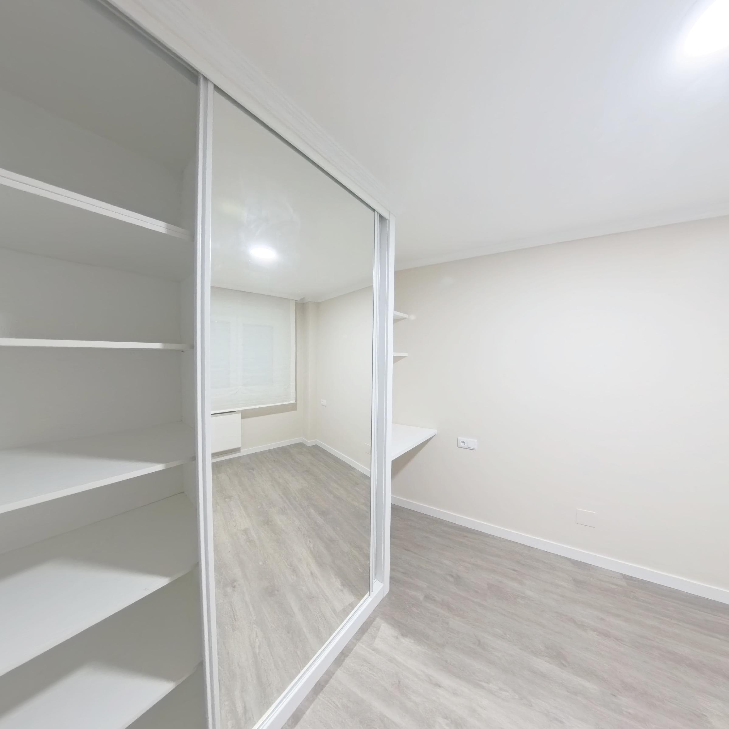 Imagen 20 Apartamento en venta en Santiago De Compostela / Cerca de Plaza Galicia