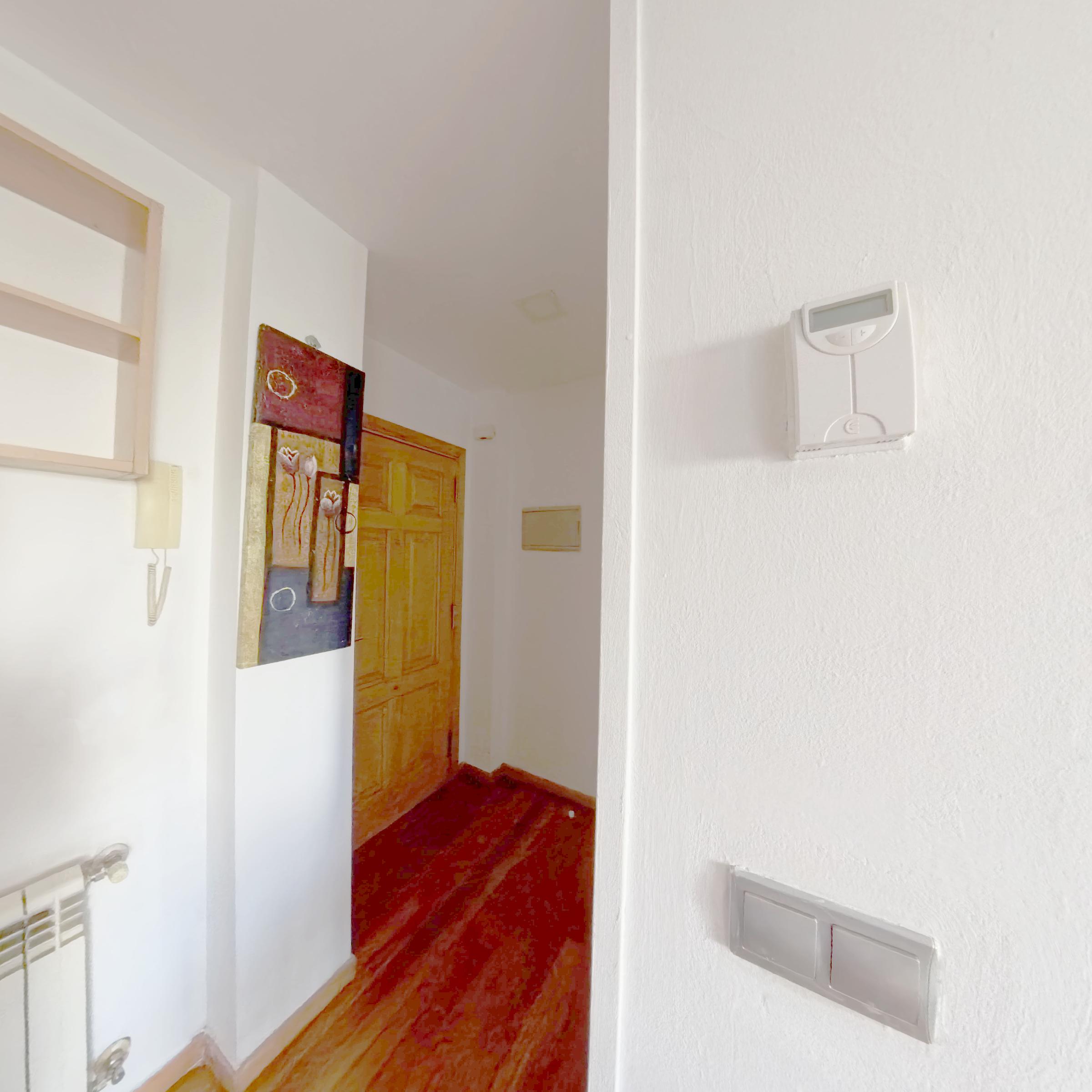 Imagen 3 Apartamento en venta en Ames / Avenida principal de Bertamirans