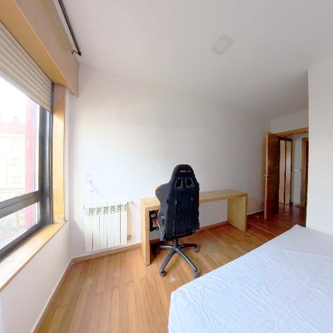 Imagen 13 Inmueble 300389 - Apartamento en venta en Ames / Avenida principal de Bertamirans