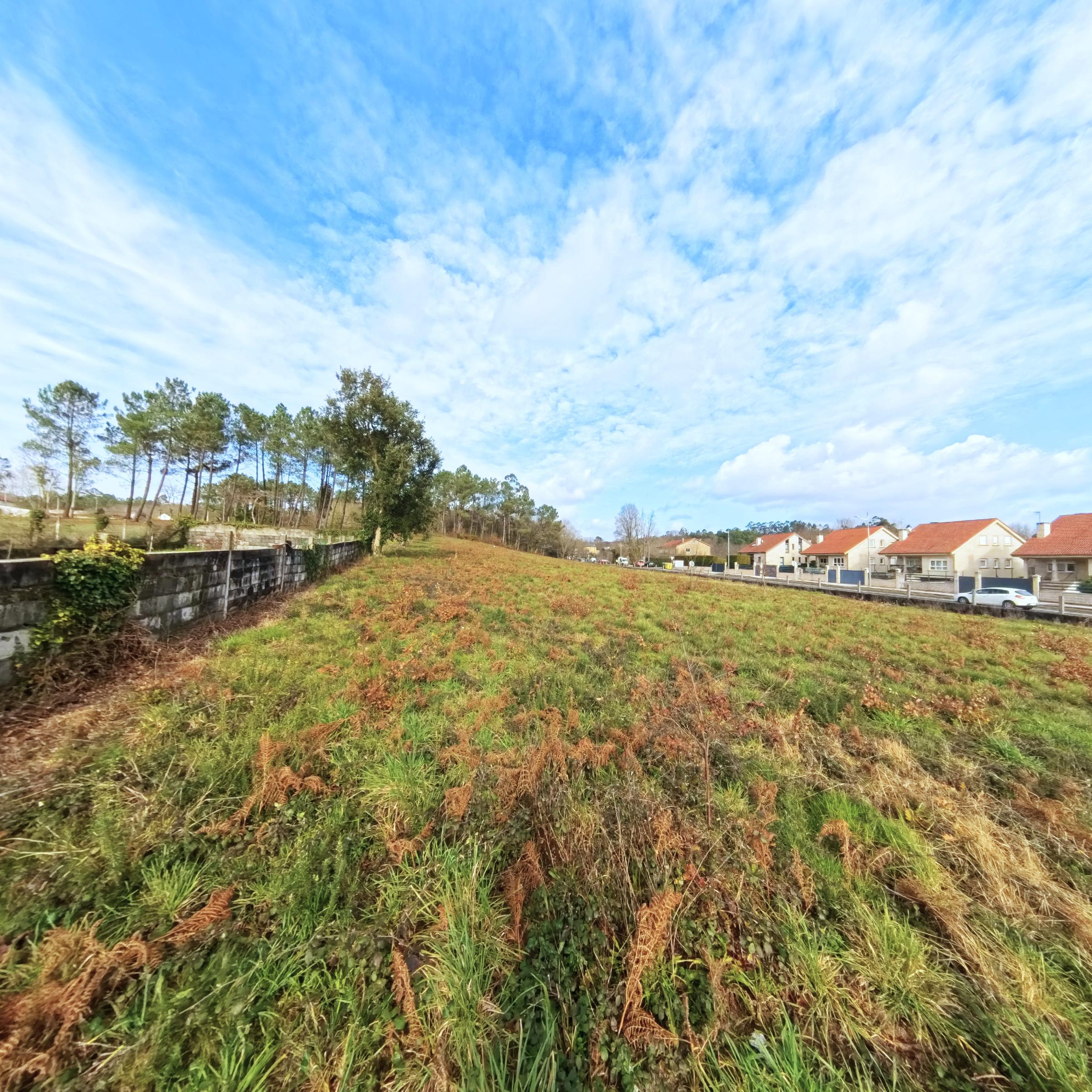 Imagen 3 Solar Urbano en venta en Teo / En Reis, al lado de la carretera.