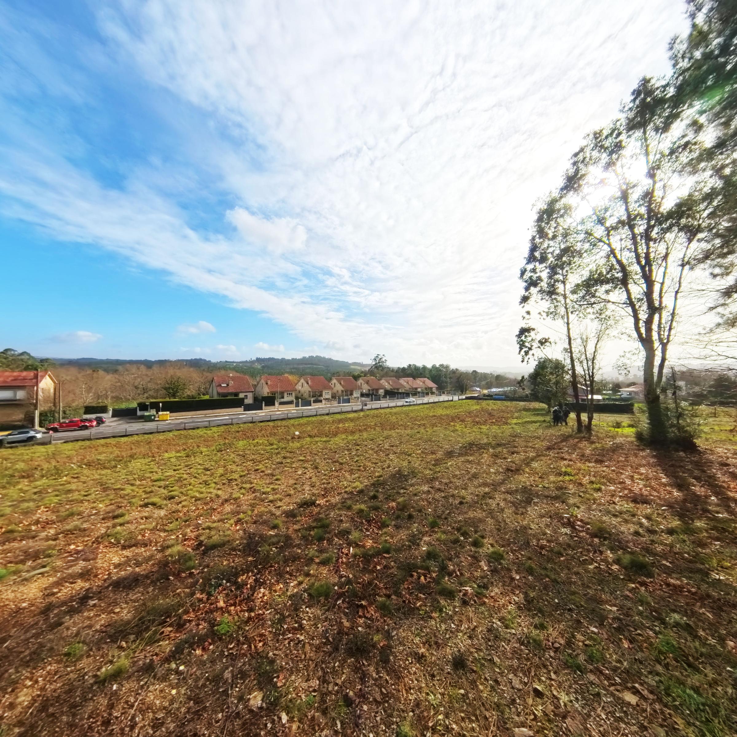 Imagen 1 Solar Urbano en venta en Teo / En Reis, al lado de la carretera.