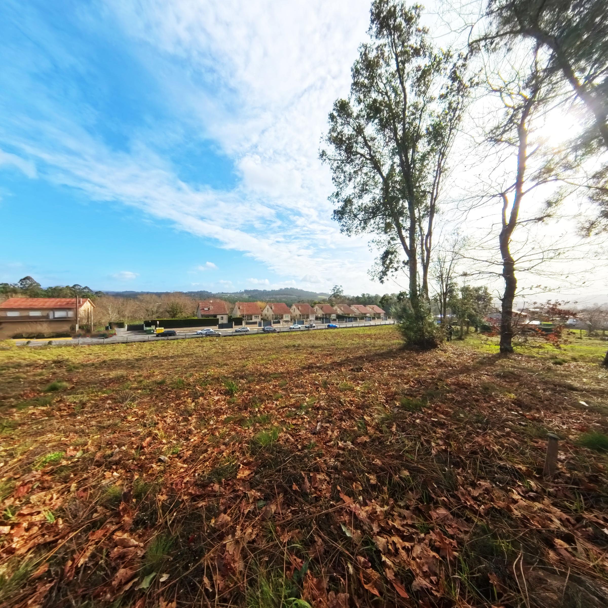 Imagen 2 Solar Urbano en venta en Teo / En Reis, al lado de la carretera.