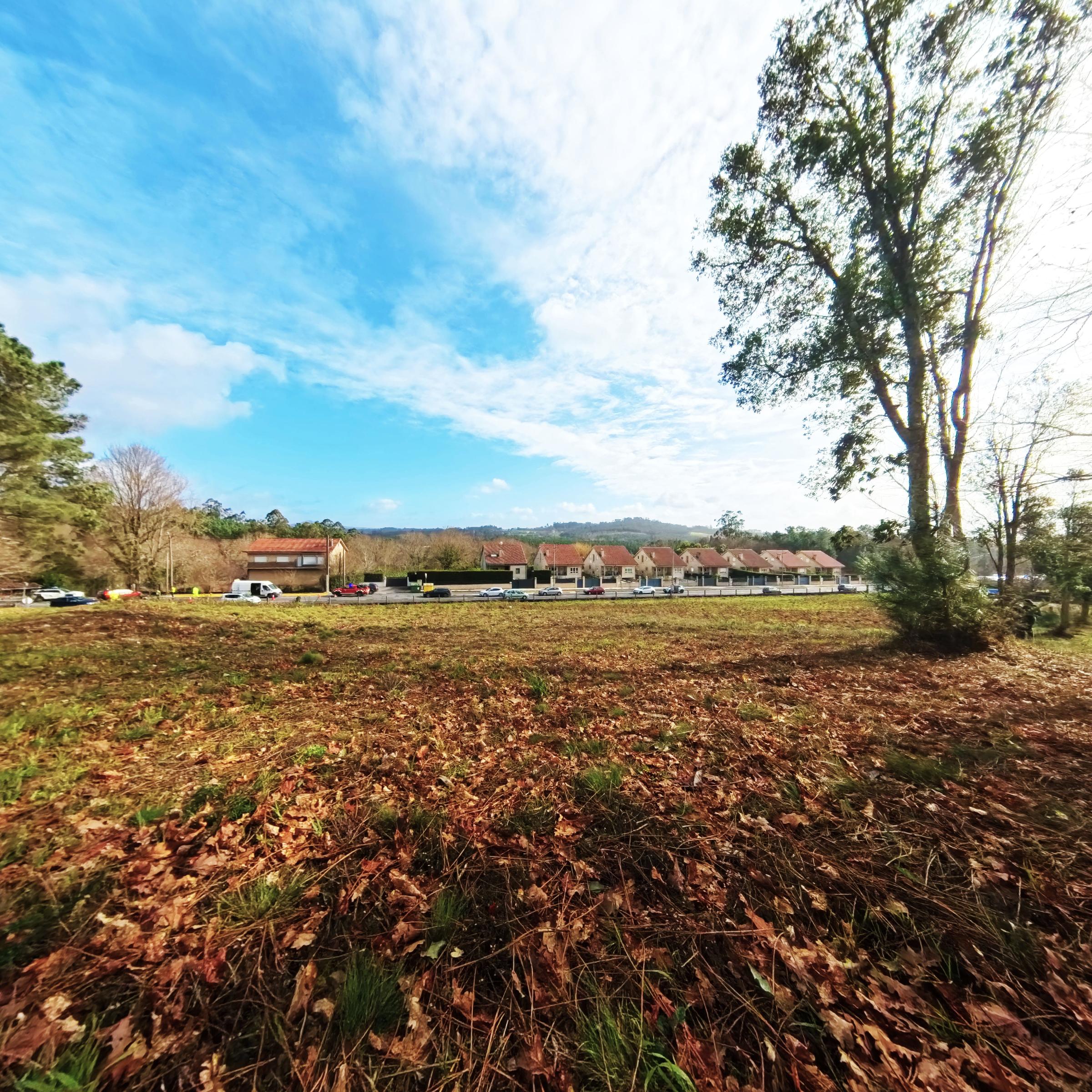 Imagen 12 Solar Urbano en venta en Teo / En Reis, al lado de la carretera.