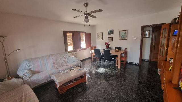 Imagen 16 Inmueble 299874 - Casa Aislada en venta en Vallirana / Ubicada en calle Maladeta, en Vallirana.