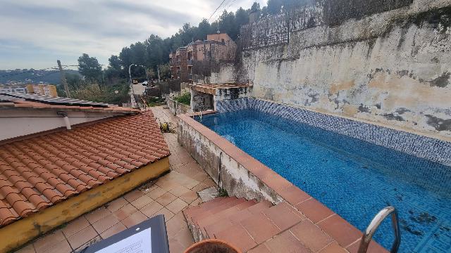 Imagen 7 Inmueble 299874 - Casa Aislada en venta en Vallirana / Ubicada en calle Maladeta, en Vallirana.