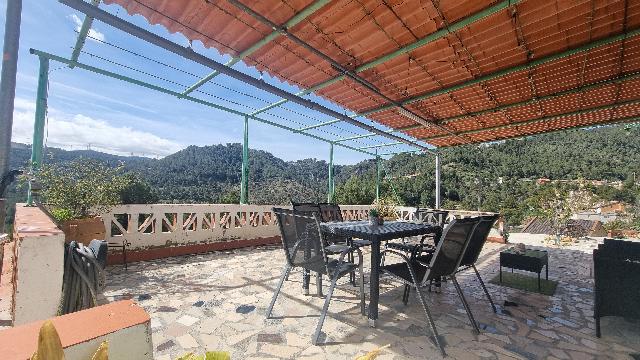 Imagen 2 Inmueble 301834 - Casa Pareada en venta en Vallirana / A 10 minutos de la autovía A-2