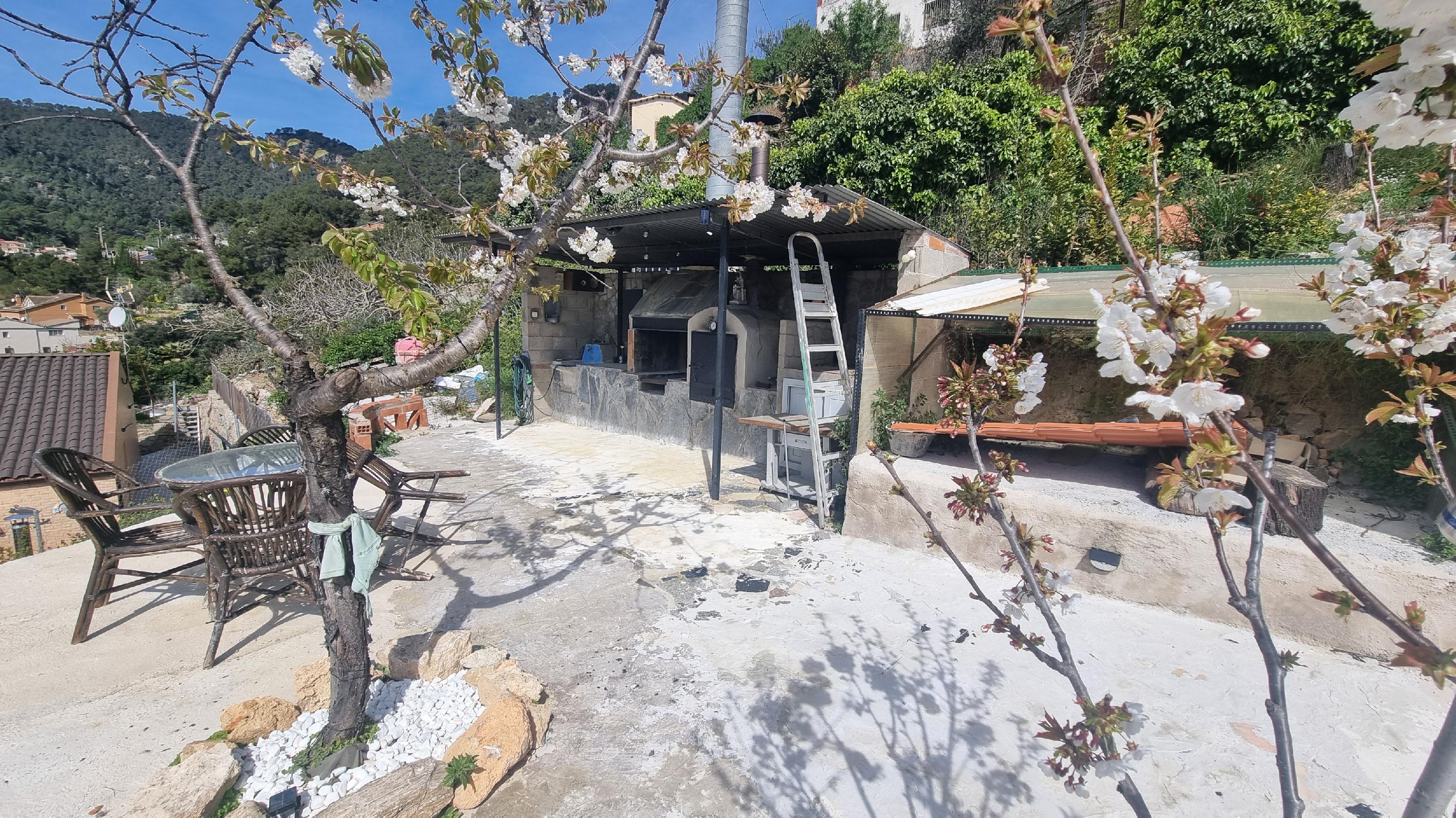 Imagen 4 Casa Aislada en venta en Vallirana / A 10 minutos de la autovía A-2