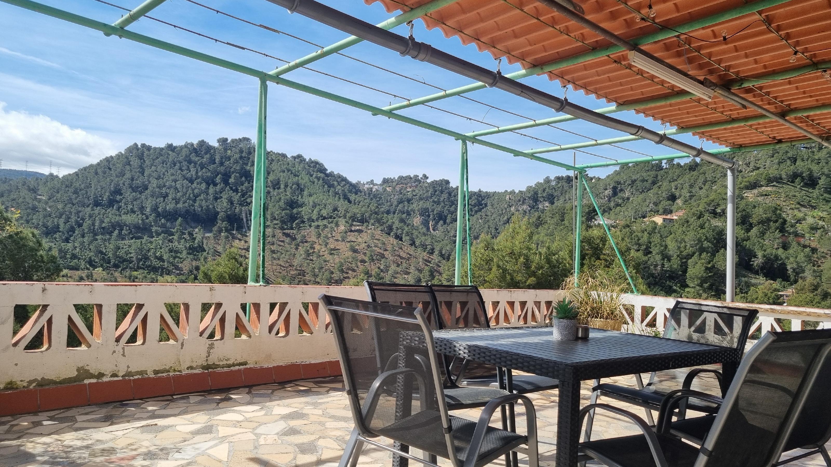 Imagen 1 Casa Pareada en venta en Vallirana / A 10 minutos de la autovía A-2