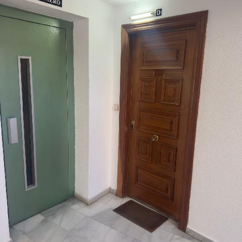Imagen 3 Inmueble 300107 - Apartamento en venta en Almuñécar / Avd. Andalucia,1