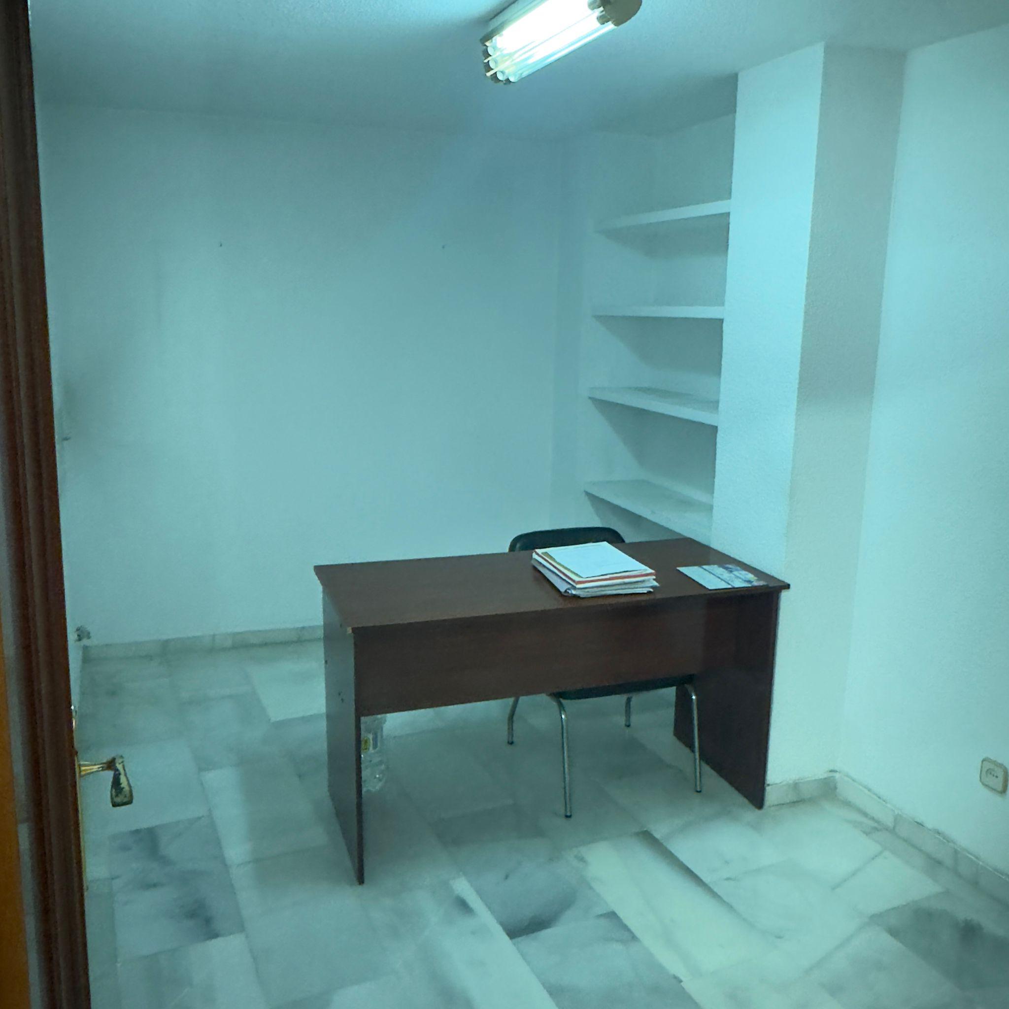 Imagen 13 Apartamento en venta en Almuñécar / Avd. Andalucia,1