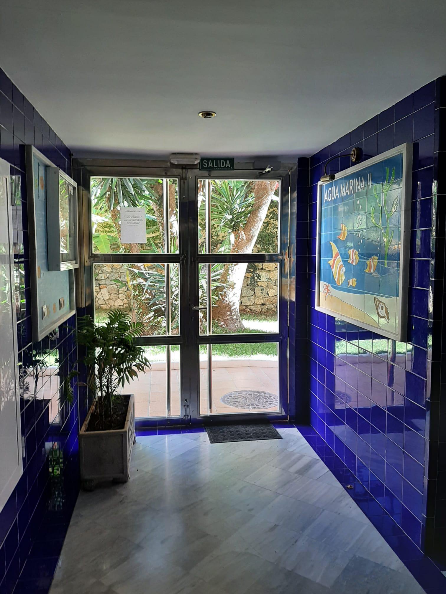 Imagen 8 Apto. Playa en venta en Almuñécar / Calle Baracoa, Edificio Miramar