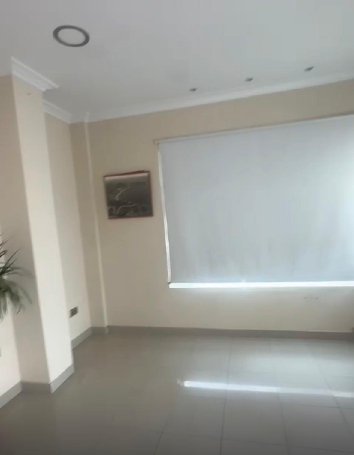 Imagen 3 Local Comercial en venta en Almuñécar / Calle cariñena la herradura