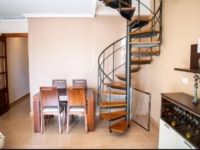 Imagen 1 Inmueble 301902 - Dúplex en venta en San Pedro Del Pinatar / Av. Dr Artero Guirao. Piso 3 encima de Euronics