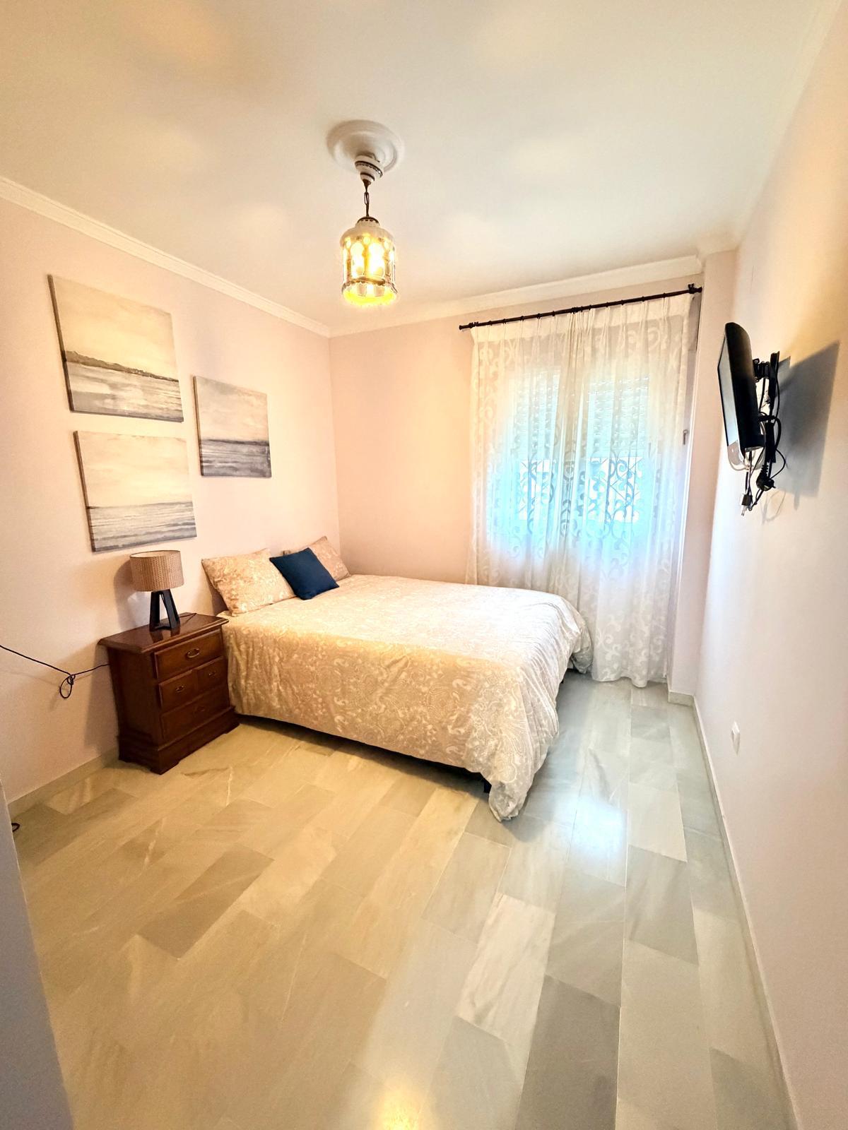 Imagen 2 Casa Adosada en venta en Sanlúcar De Barrameda / A 600 metros del emblematico restaurante ...