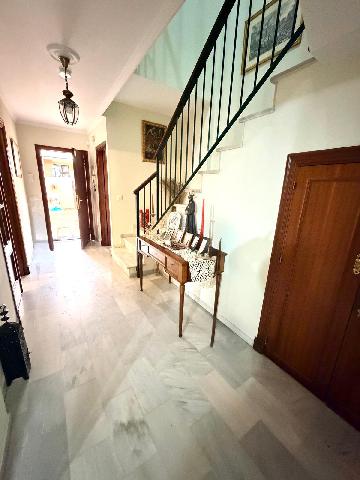 Imagen 1 Inmueble 300554 - Casa Adosada en venta en Sanlúcar De Barrameda / A 600 metros del emblematico restaurante ...