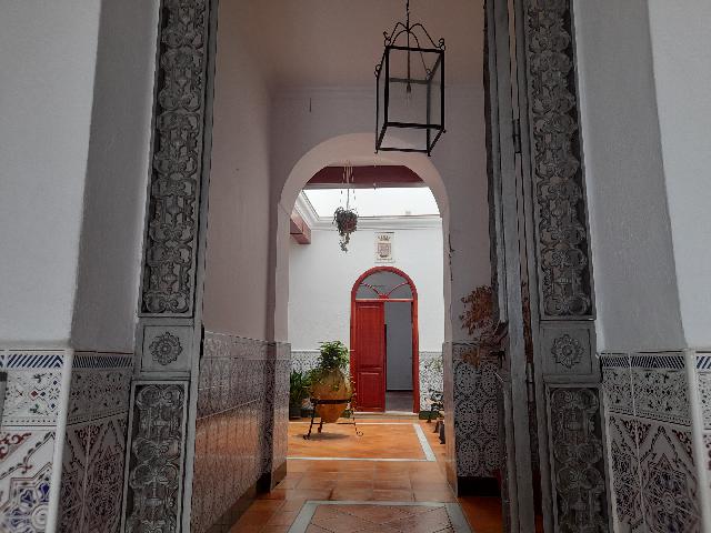 Imagen 3 Inmueble 300717 - Casa Adosada en venta en Arcos De La Frontera / Situado muy cerca del restaurante El Nuevo...