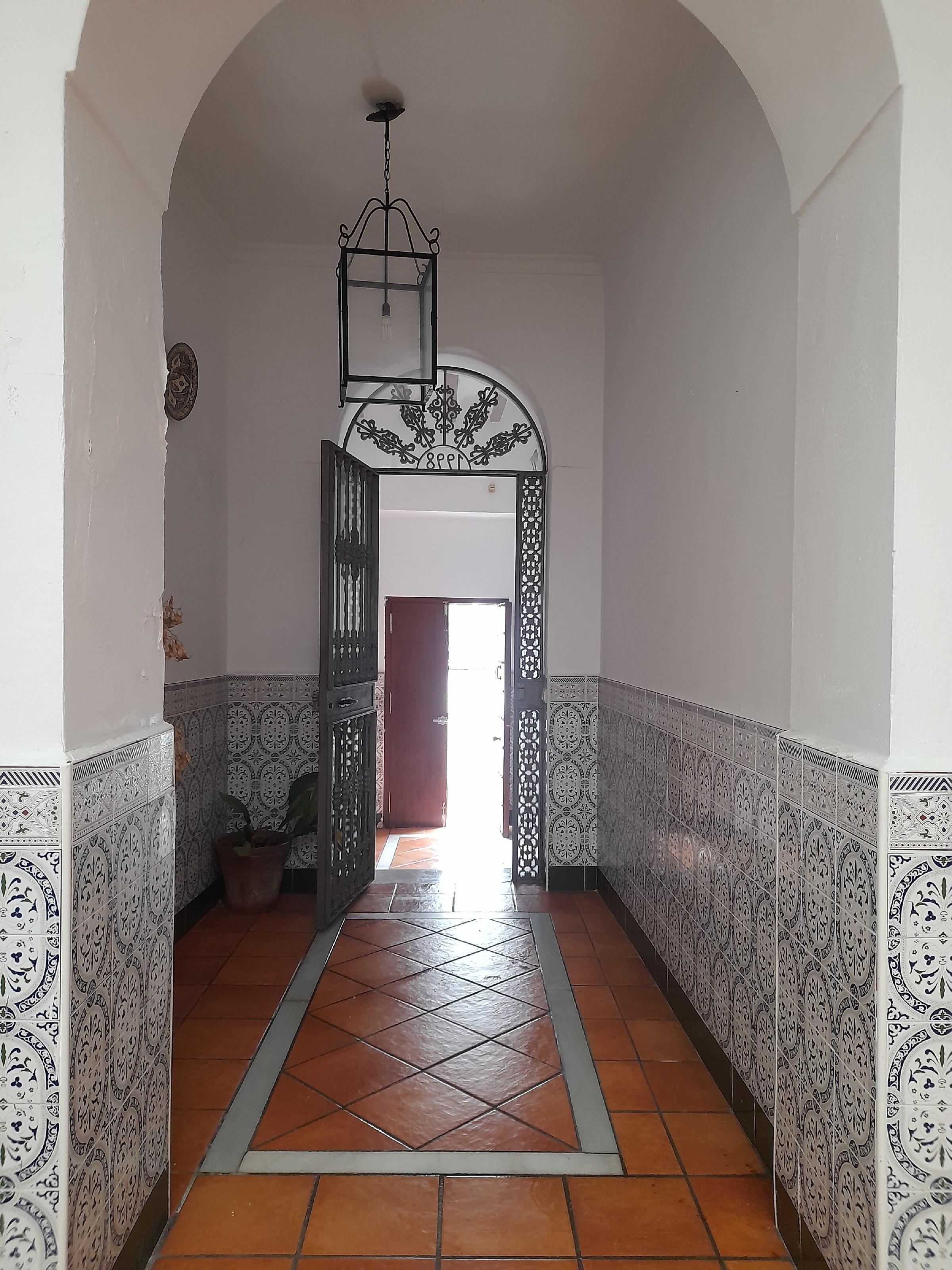 Imagen 13 Casa Adosada en venta en Arcos De La Frontera / Situado muy cerca del restaurante El Nuevo...