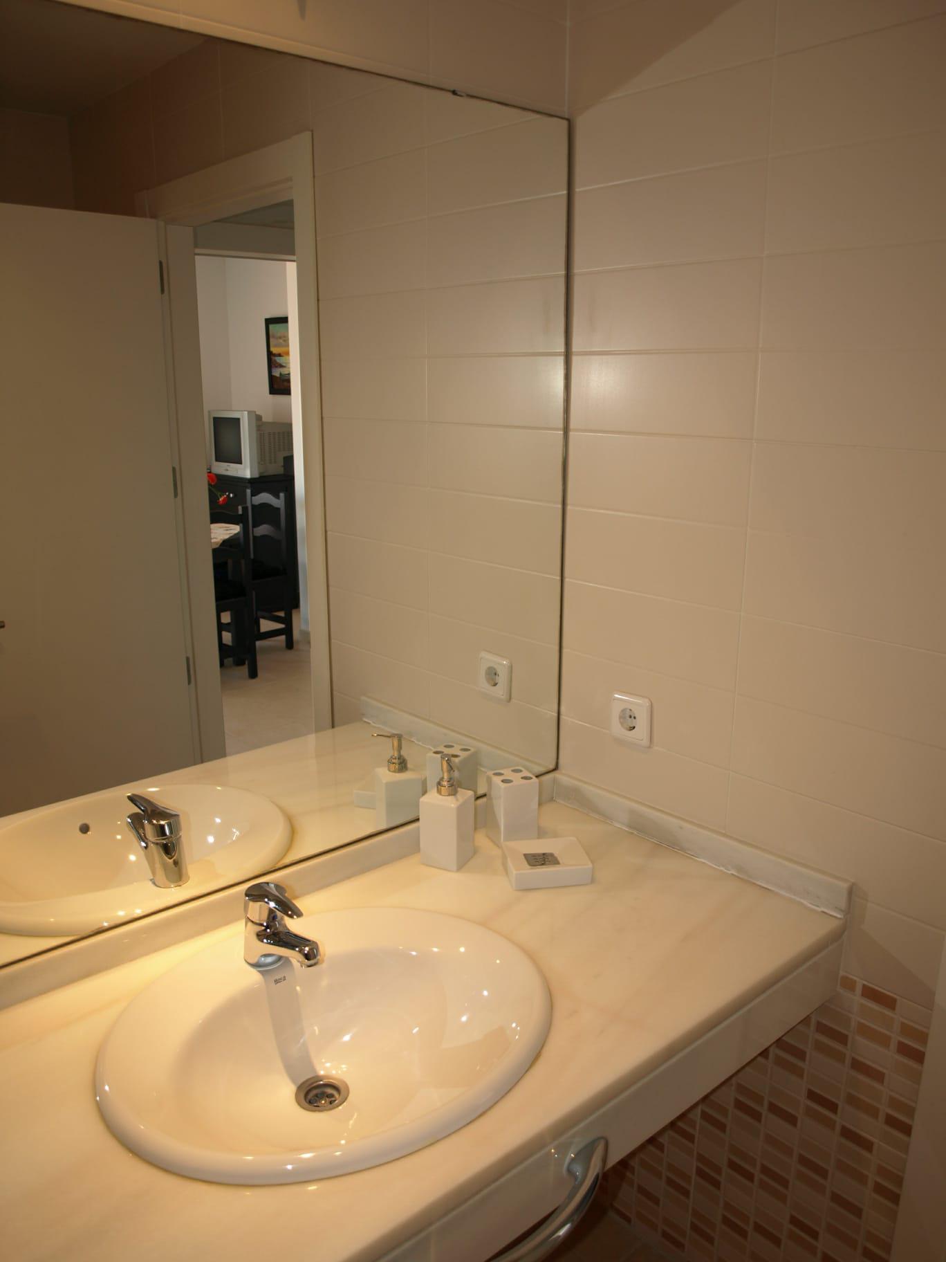 Imagen 8 Apartamento en venta en Puerto De Santa María El / Cerca de la estacion de tren Puerto d...