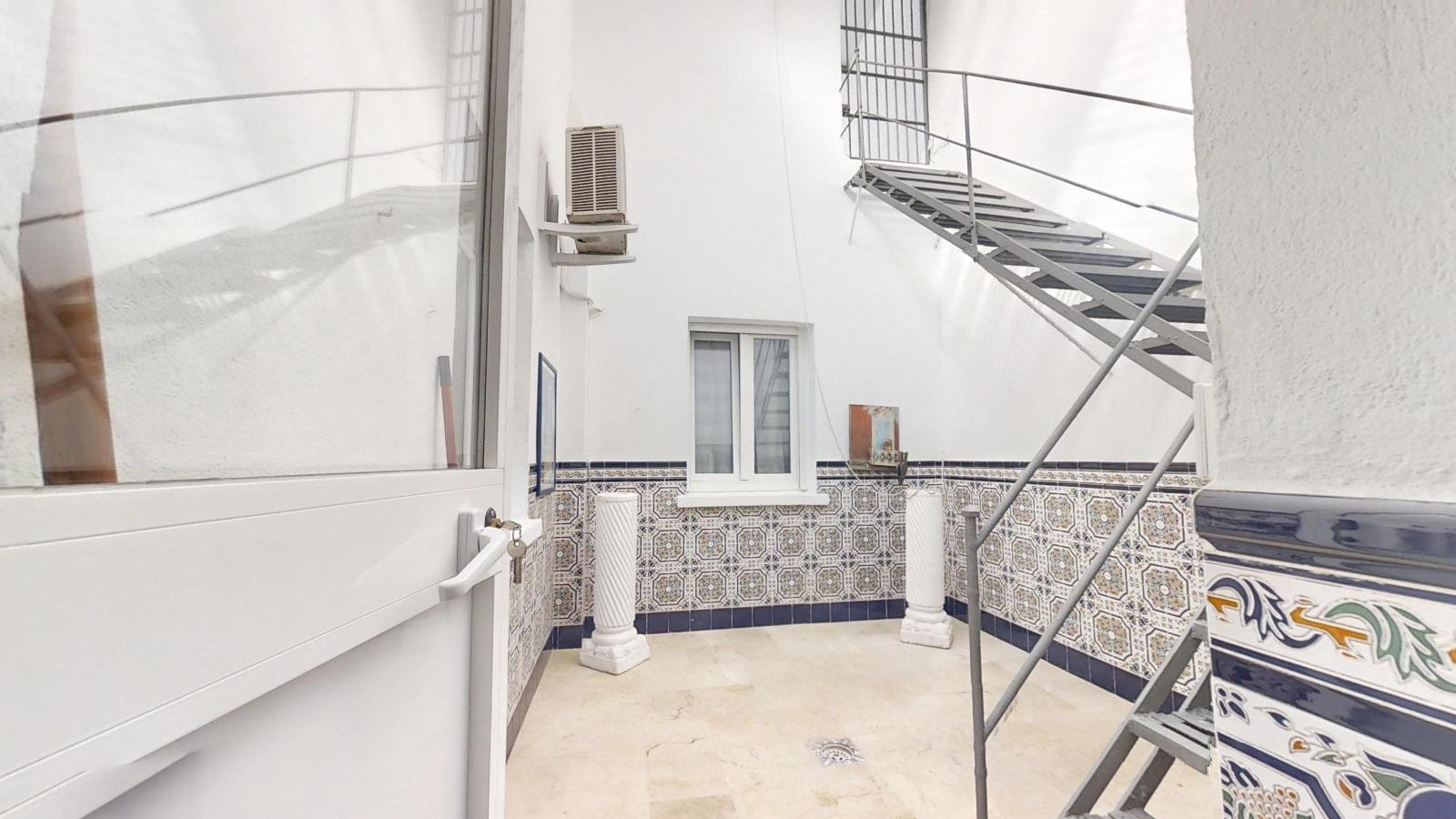 Imagen 21 Casa en venta en Jerez De La Frontera / A pocos metros de  la Pza Plateros y Pza San Marcos
