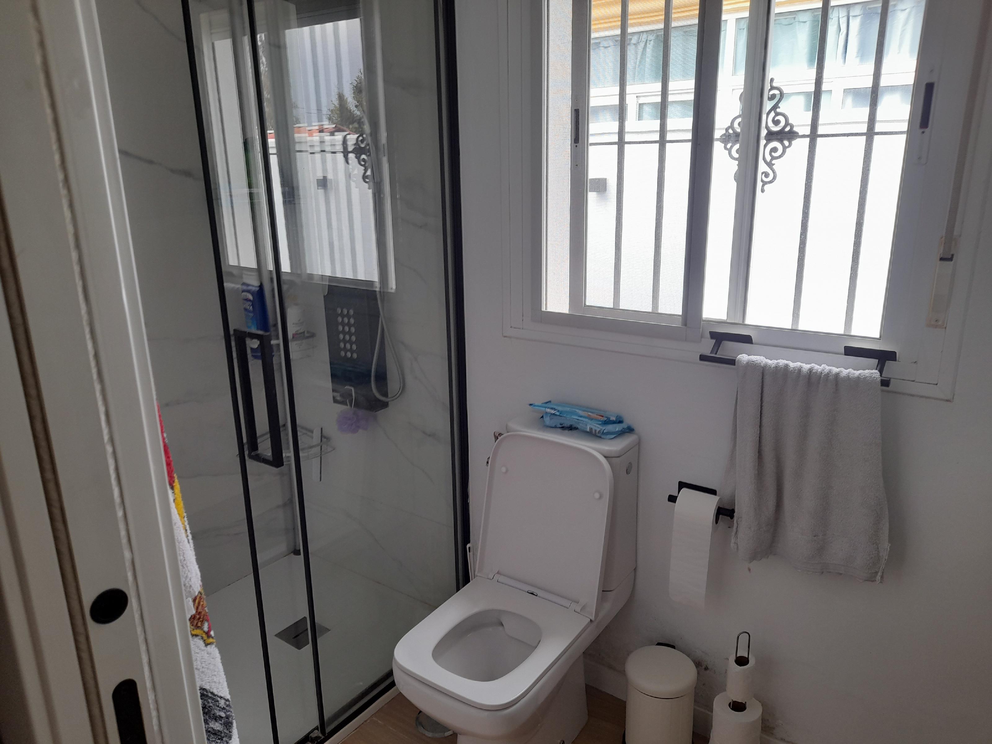 Imagen 13 Casa en venta en Puerto De Santa María El / Cerca de la venta El Pajaro y a 4 km de play...