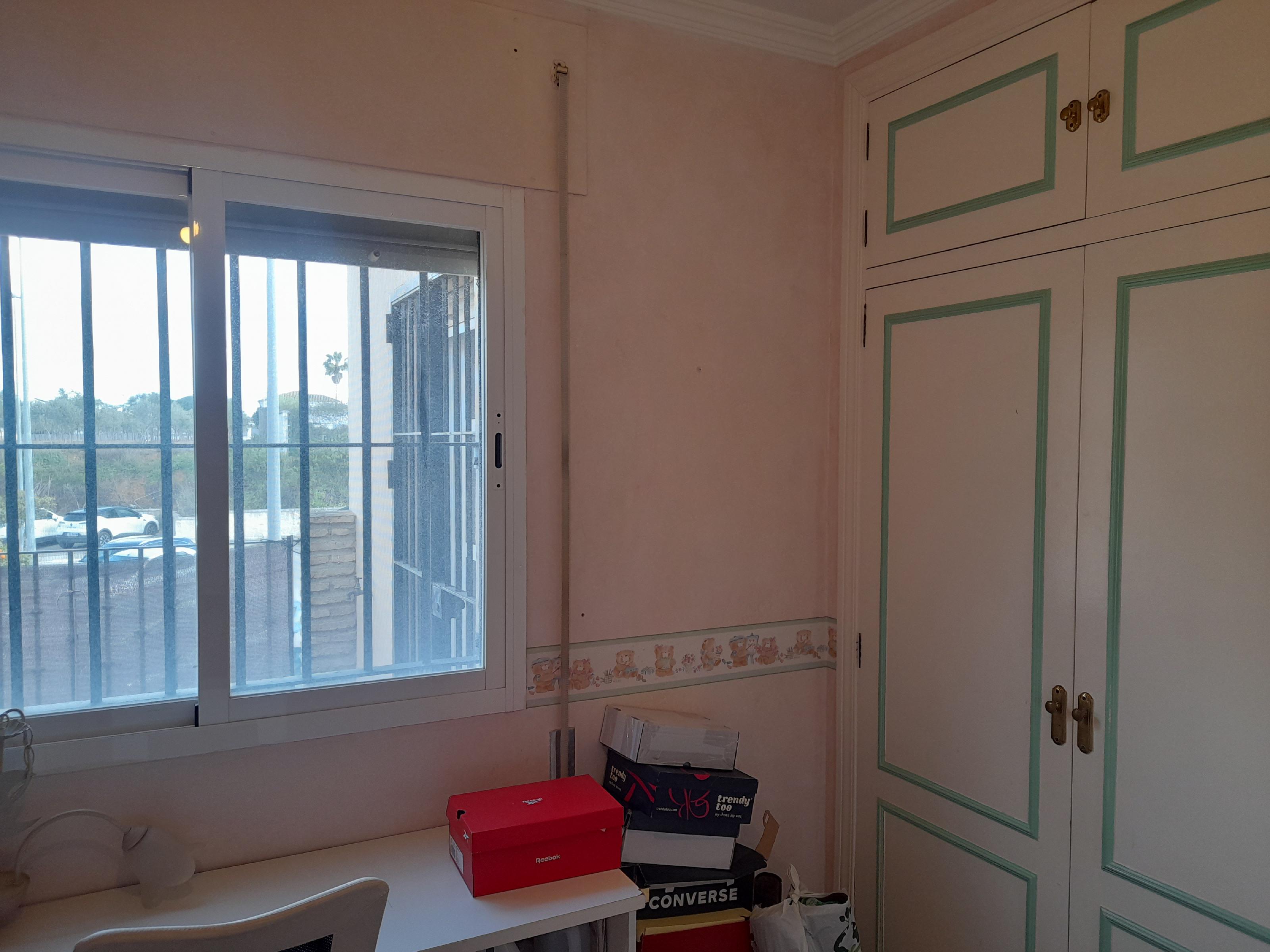 Imagen 12 Casa Adosada en venta en Sanlúcar De Barrameda / Muy cerca de la plaza de toros 