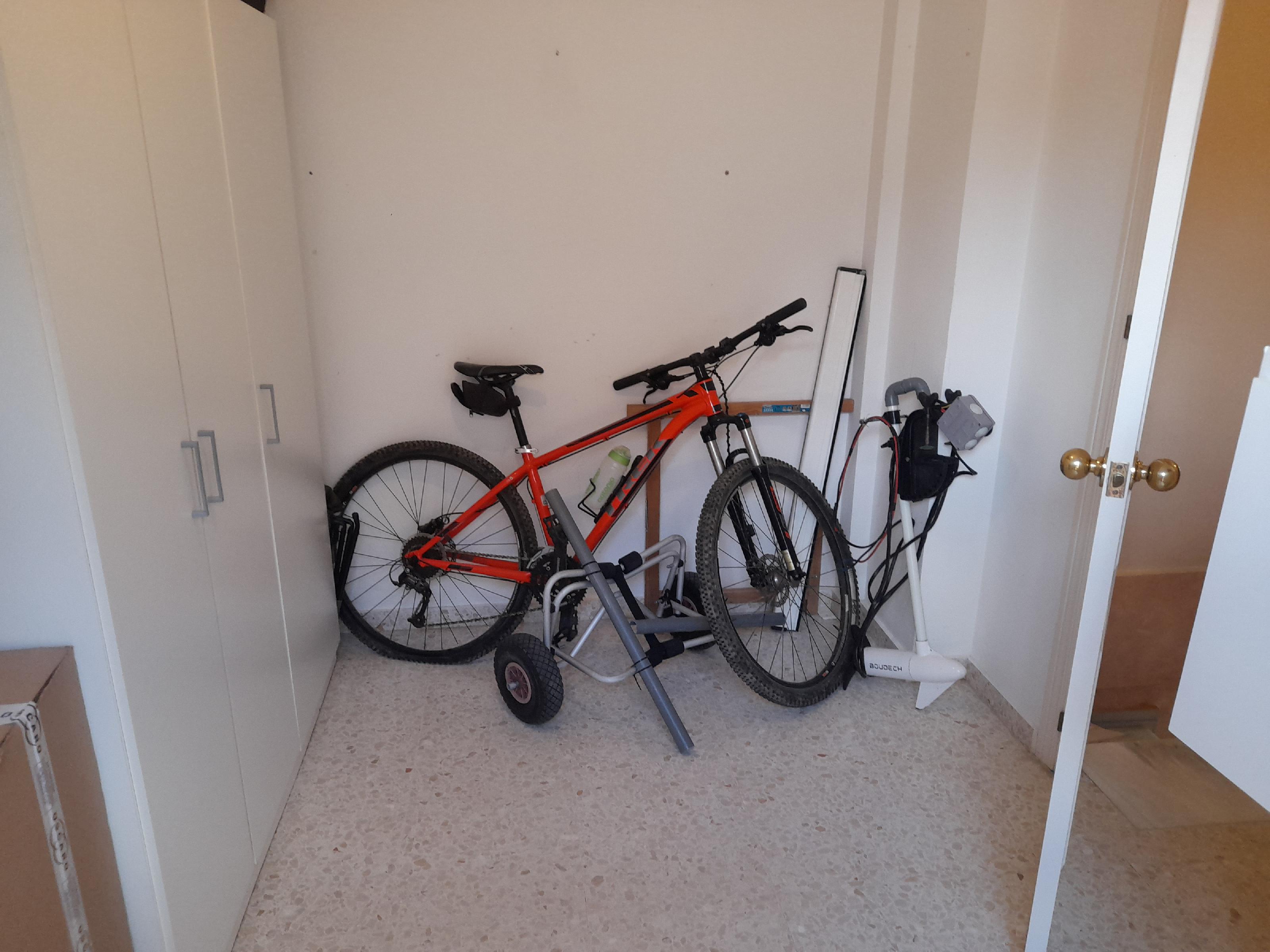 Imagen 15 Casa Adosada en venta en Sanlúcar De Barrameda / Muy cerca de la plaza de toros 