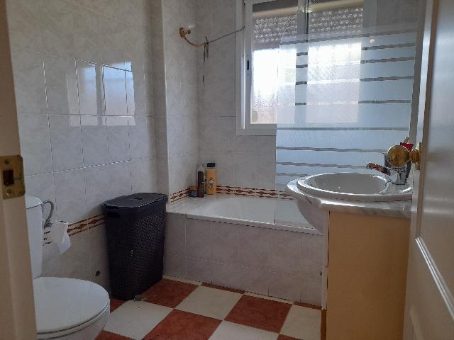 Imagen 10 Inmueble 301261 - Casa Adosada en venta en Sanlúcar De Barrameda / Muy cerca de la plaza de toros 