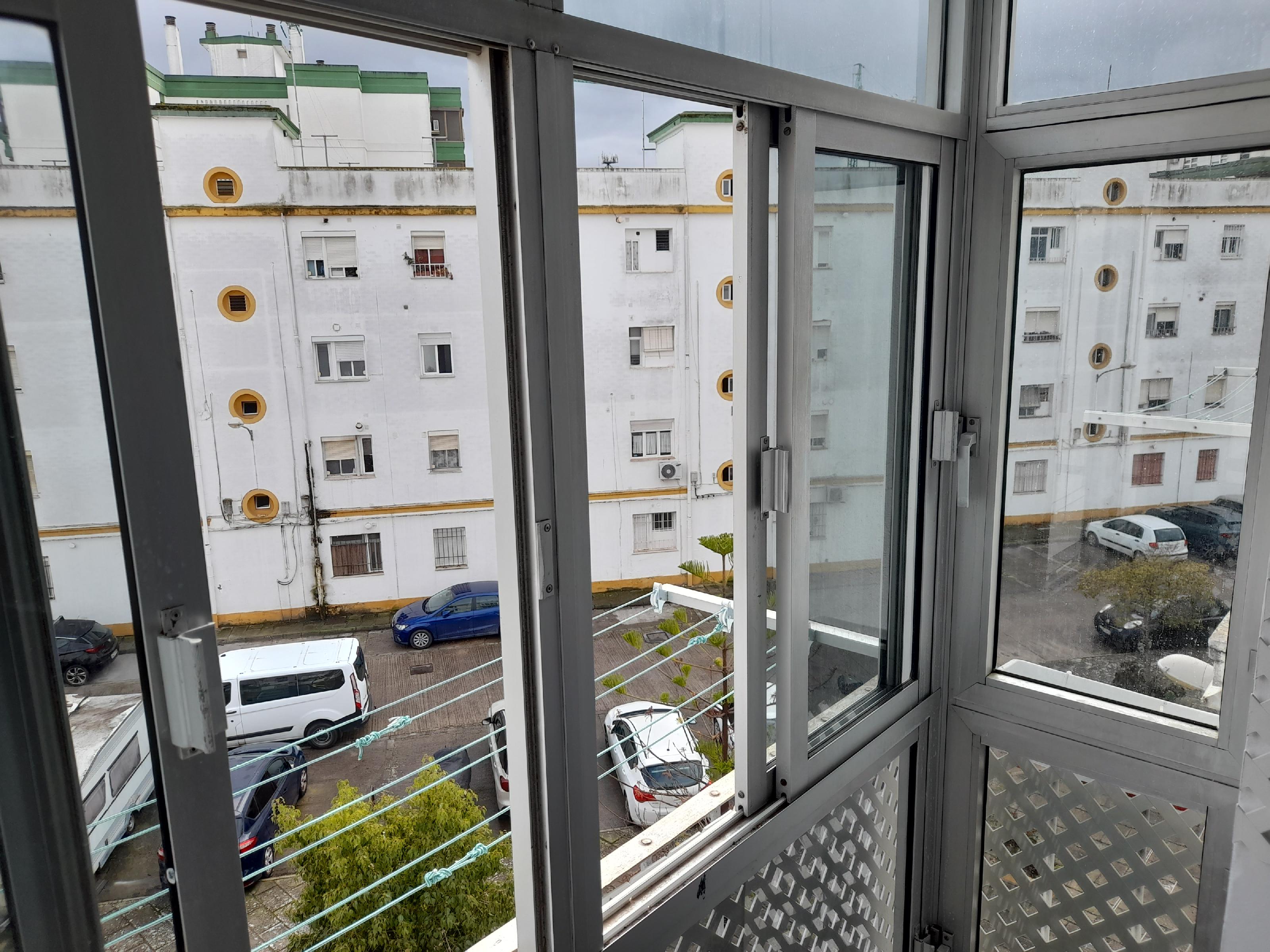 Imagen 12 Apartamento en venta en Jerez De La Frontera / Muy cerca de la Universidad de Jerez