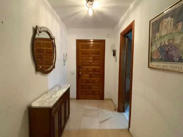 Imagen 2 Inmueble 301283 - Apartamento en venta en Marbella / Muy cerca del vulevar y de playa 